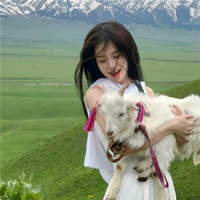 白键与黑键之间